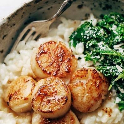 Brown Butter Scallops in a bowl with risotto and kale.