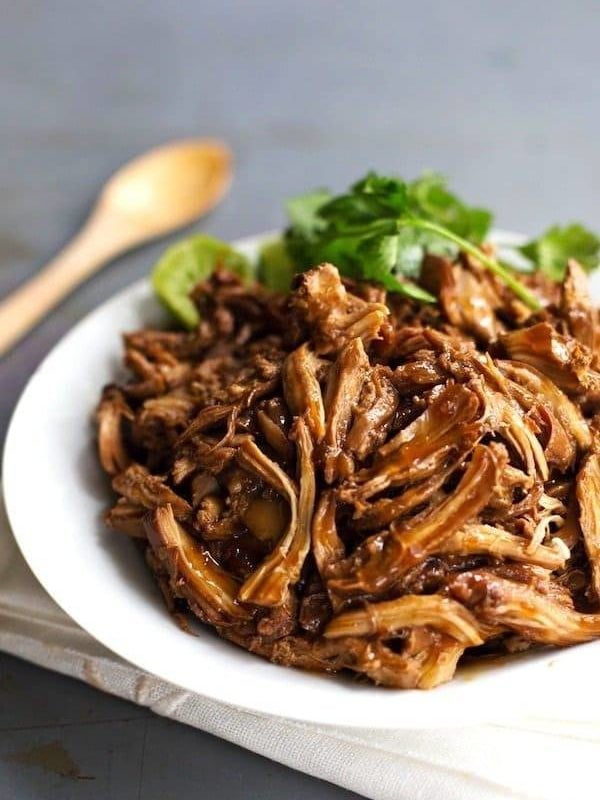 Honey Glazed Crockpot Chicken Adobo - simple pantry ingredients, hardly any hands-on time, 200 calories. | https://science-daily.today